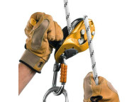 Cuerda semiestática Ø11mm AXIS de Petzl. Flexible y resistente.