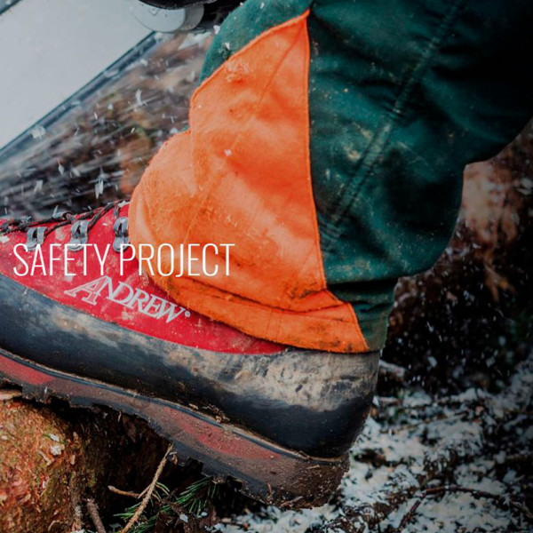 Bota anticorte motosierra Andrew Rozes Wood Clase 3 para trepa
